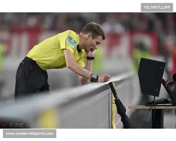 技术革新：英超考虑引入门线技术辅助裁判